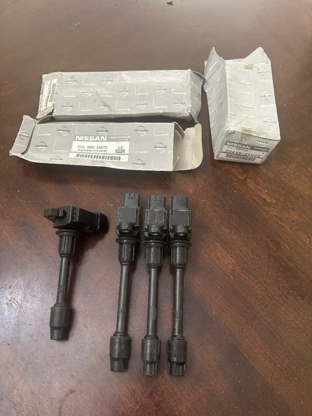 2000 2001 NISSAN MAXIMA INFINITI I30 OEM IGNITION COILS 224482Y005 & 224482Y000
